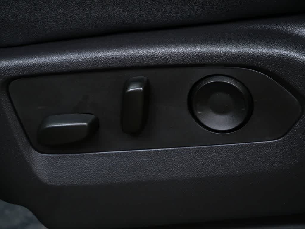 Thumbnail: 2023 Chevrolet Silverado 1500 - 12