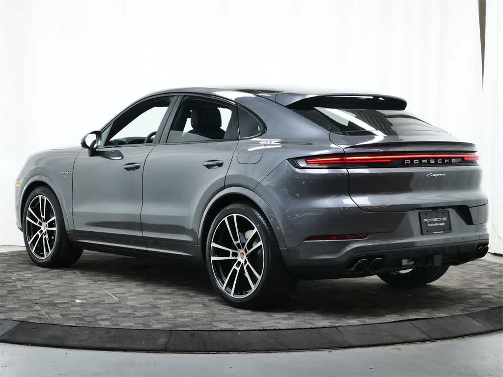 Thumbnail: 2026 Porsche Cayenne - 3