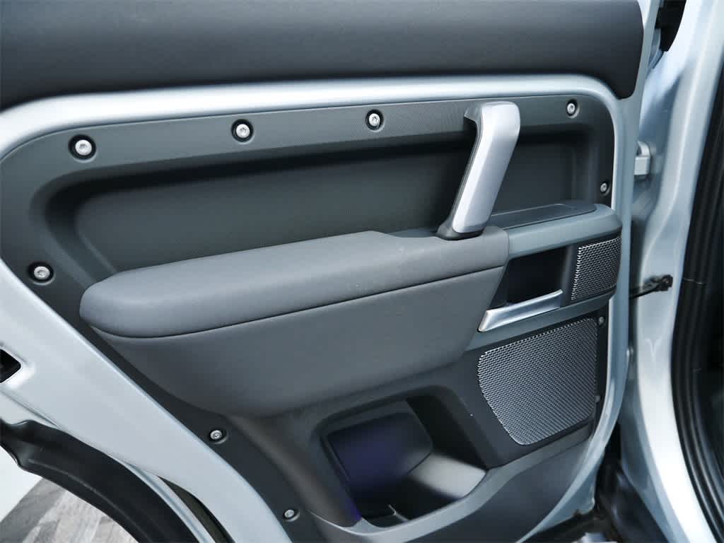 Thumbnail: 2023 Land Rover Defender - 14