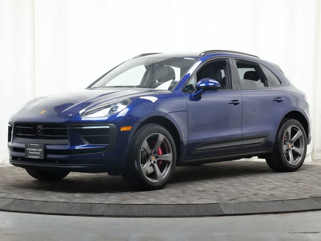 Thumbnail: 2023 Porsche Macan - 1