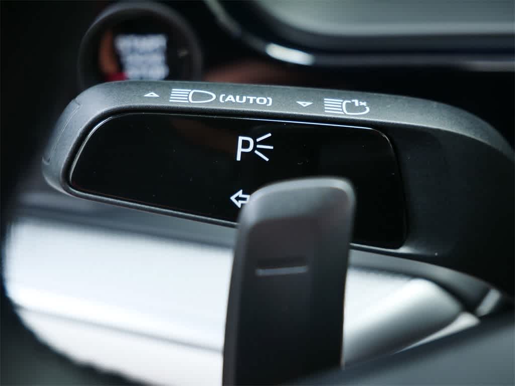 Thumbnail: 2024 Porsche Cayenne - 25