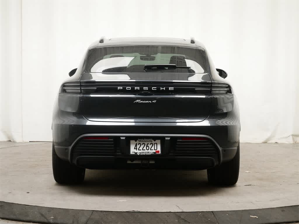 Thumbnail: 2024 Porsche Macan - 8