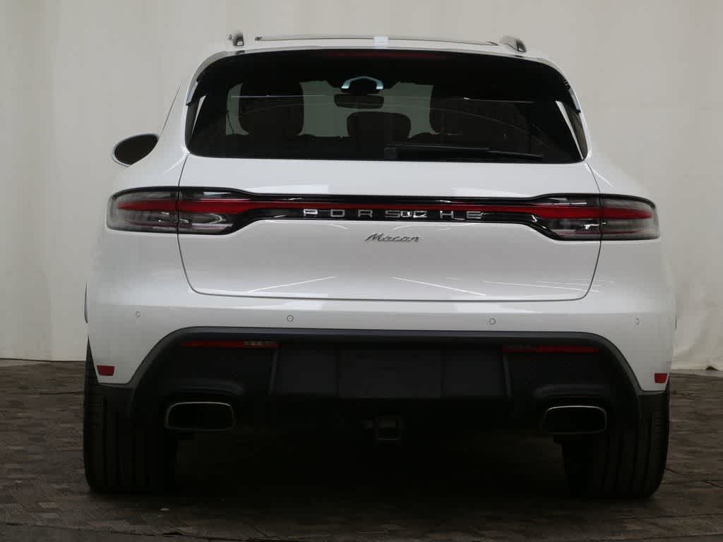Thumbnail: 2025 Porsche Macan - 6