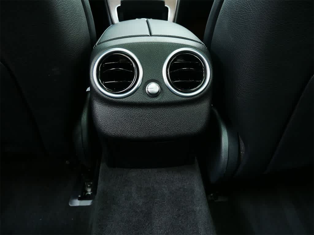 Thumbnail: 2017 Mercedes-Benz C-Class - 15