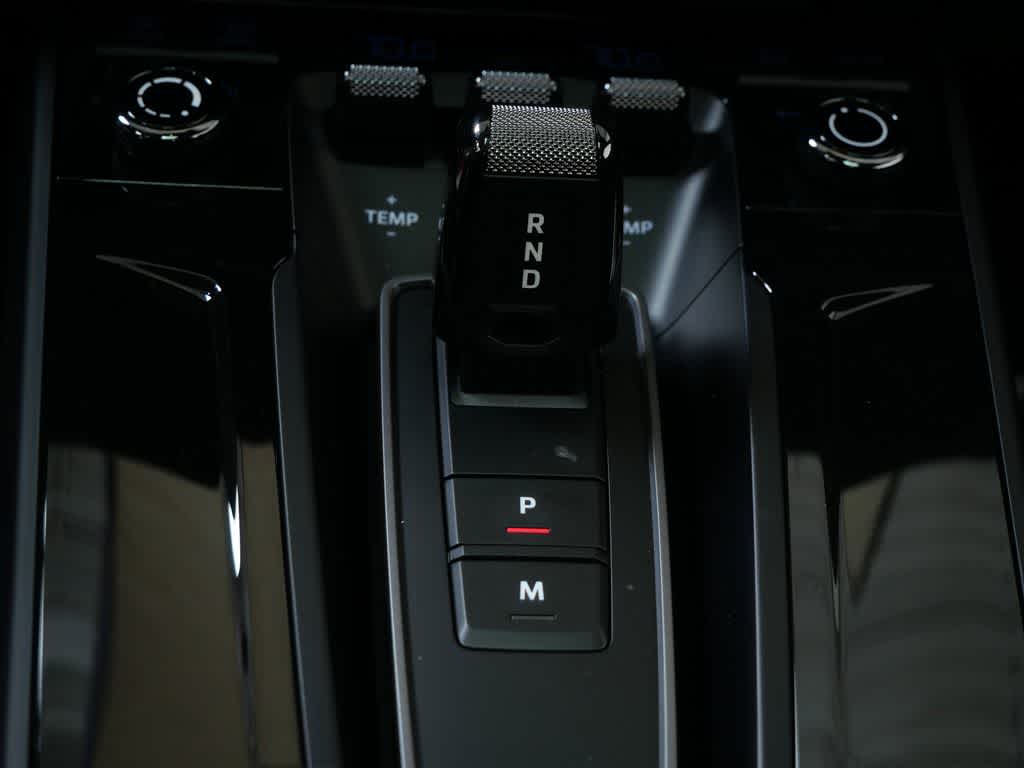 Thumbnail: 2026 Porsche 911 - 22