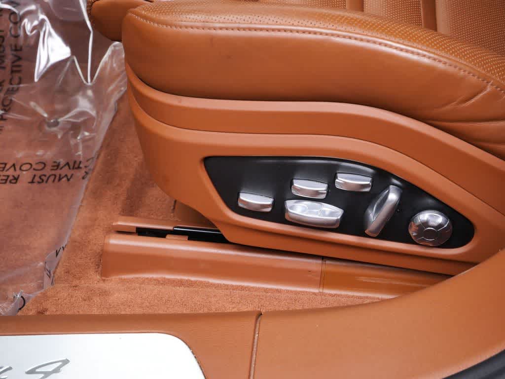 Thumbnail: 2018 Porsche Panamera - 12