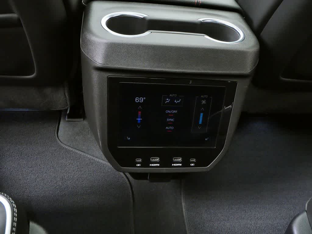 Thumbnail: 2026 GMC Yukon - 15