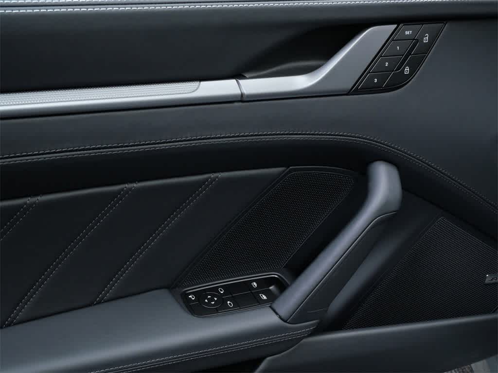 Thumbnail: 2026 Porsche 911 - 11