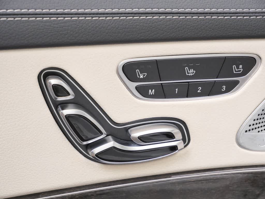 Thumbnail: 2016 Mercedes-Benz S-Class - 12