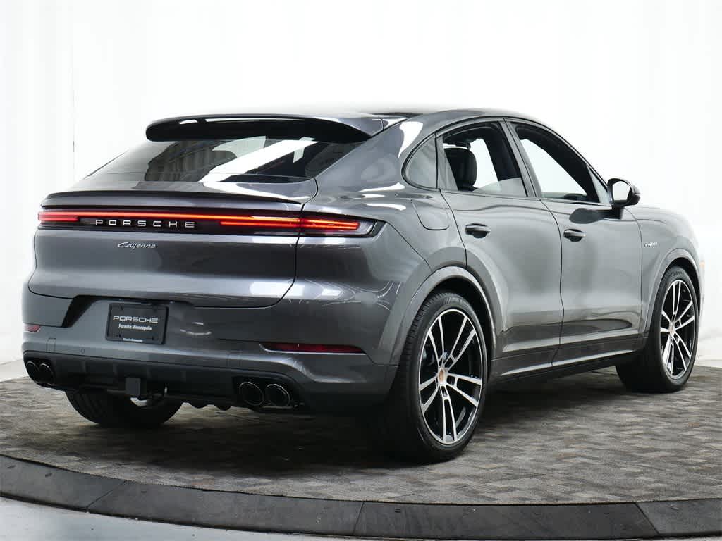Thumbnail: 2026 Porsche Cayenne - 7