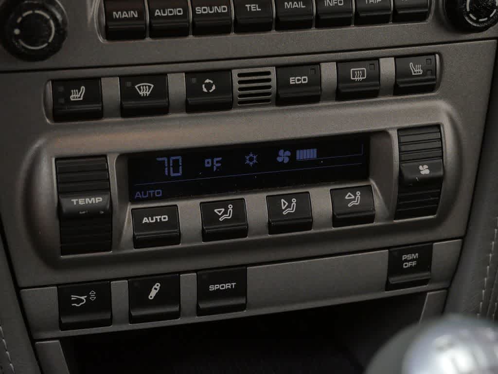 Thumbnail: 2006 Porsche 911 - 22