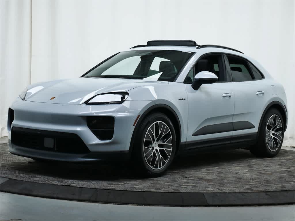 Thumbnail: 2025 Porsche Macan - 1
