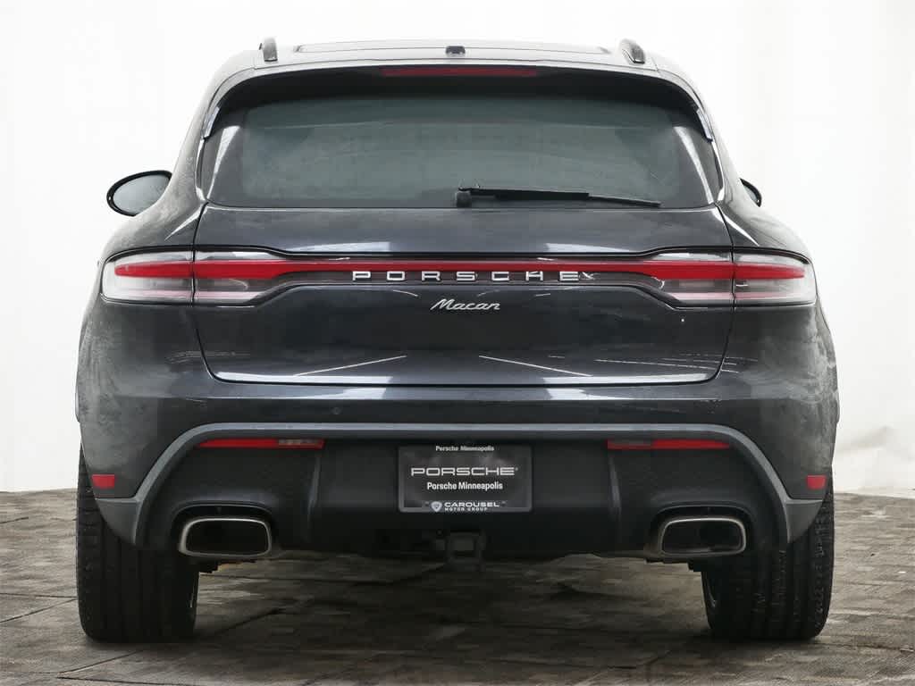 Thumbnail: 2025 Porsche Macan - 6