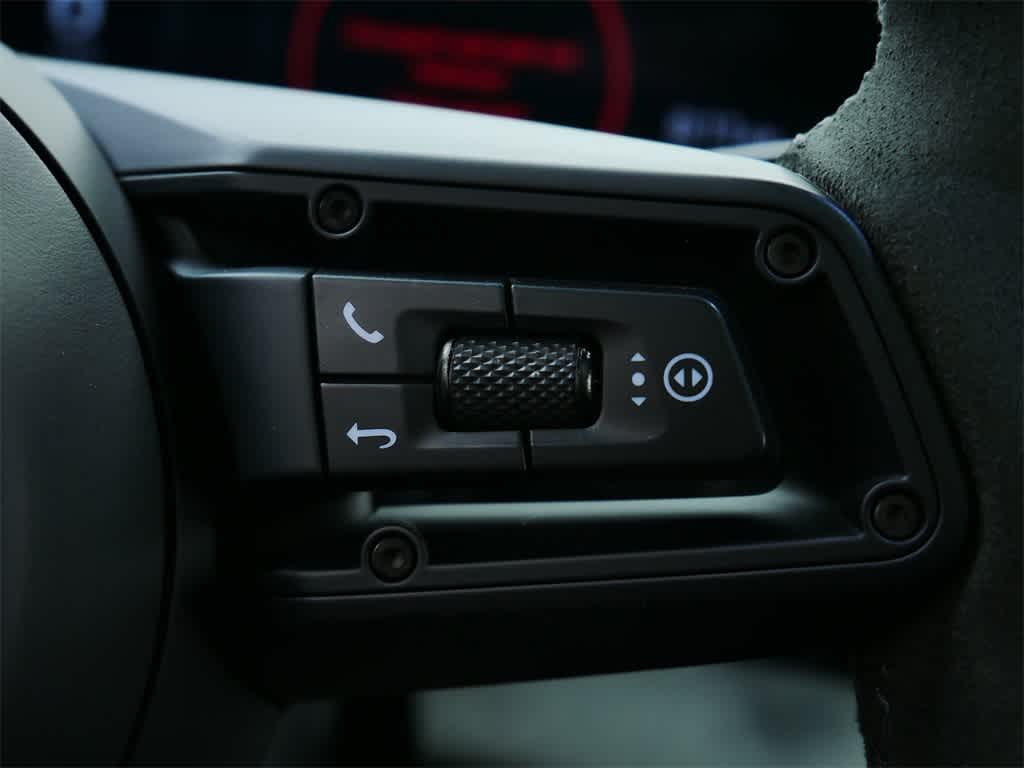 Thumbnail: 2023 Porsche Taycan - 21