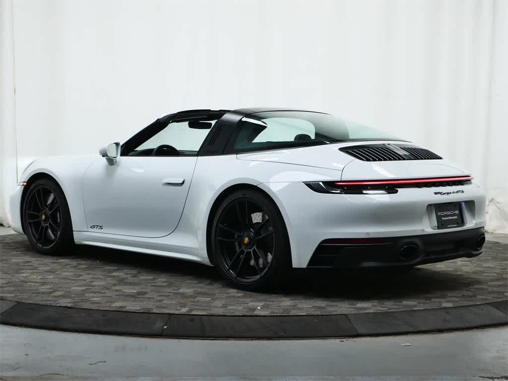 Thumbnail: 2023 Porsche 911 - 3