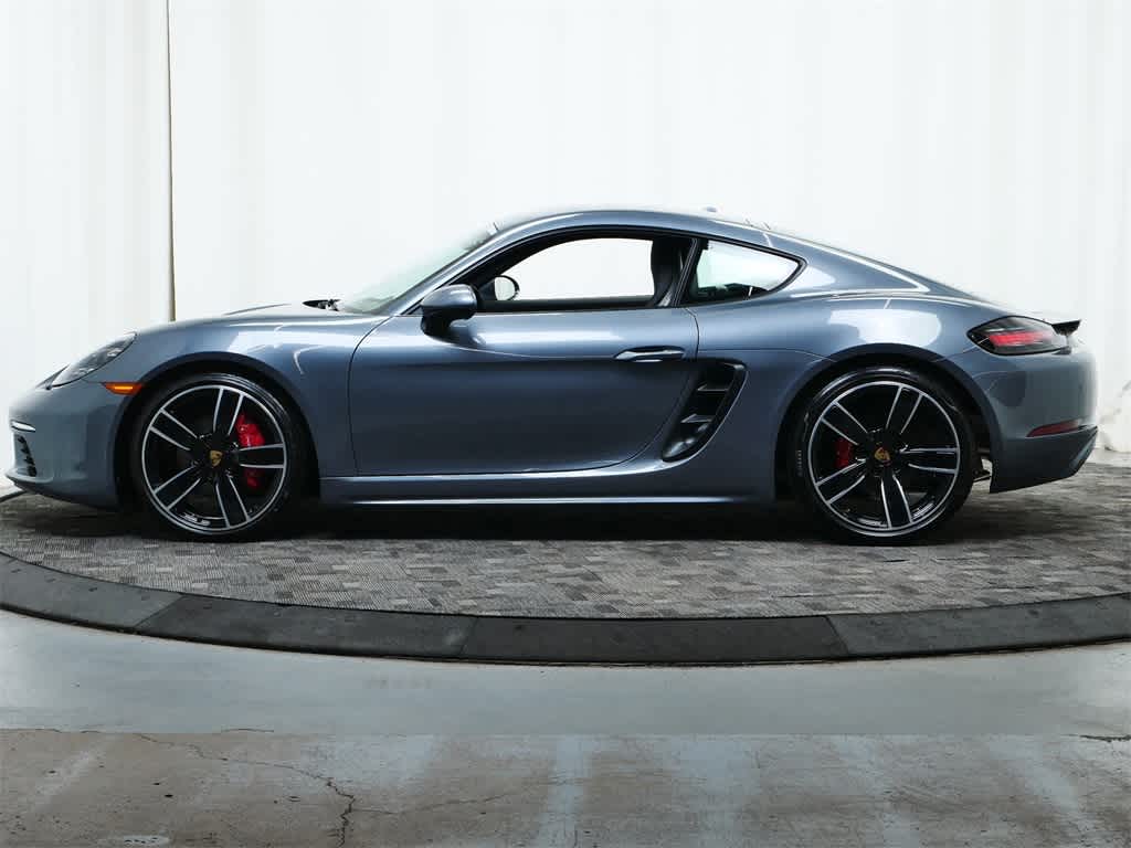 Thumbnail: 2025 Porsche 718 Cayman - 2