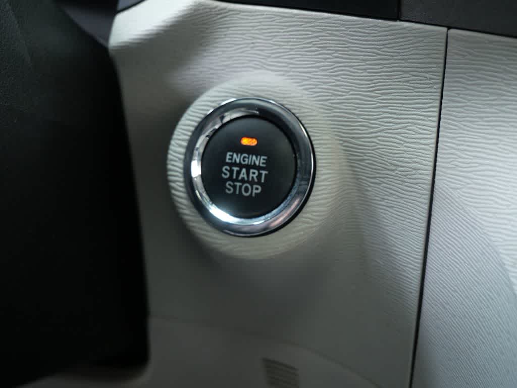 Thumbnail: 2015 Toyota Venza - 20