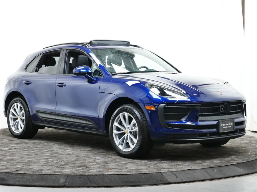 Thumbnail: 2025 Porsche Macan - 9