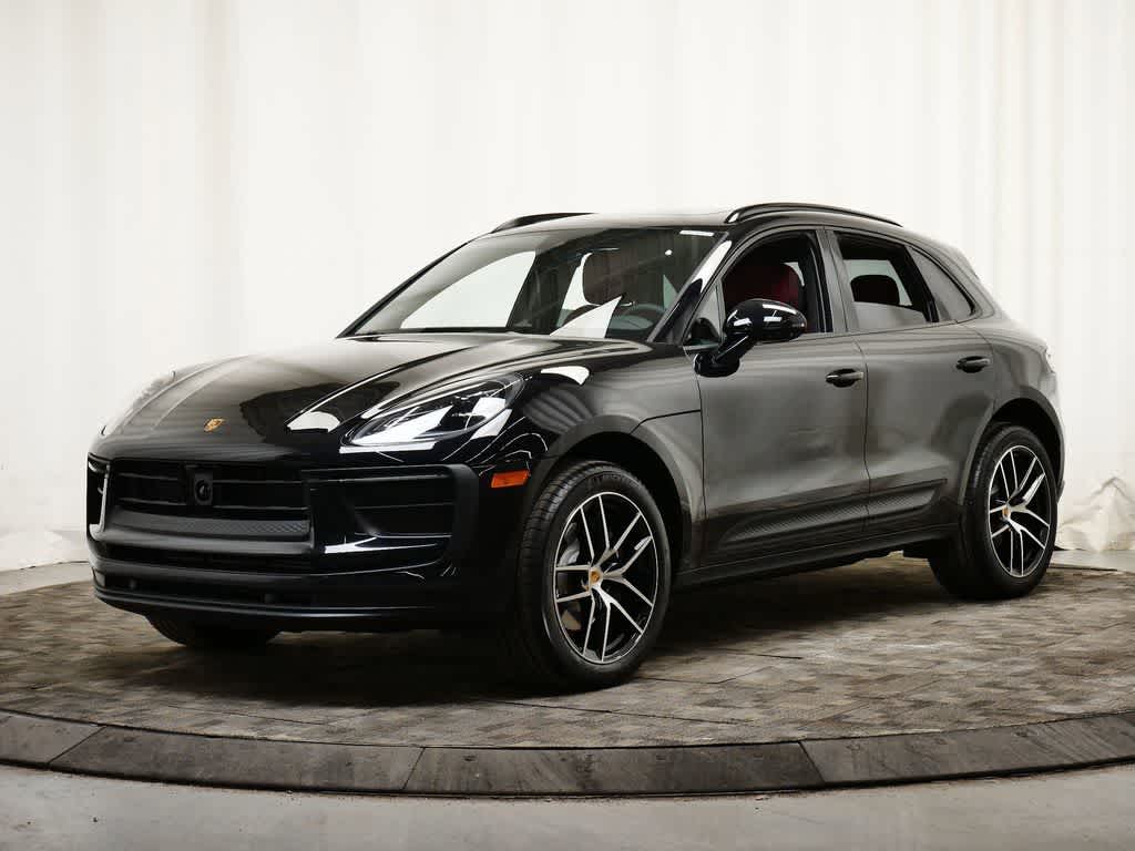 Thumbnail: 2026 Porsche Macan - 1