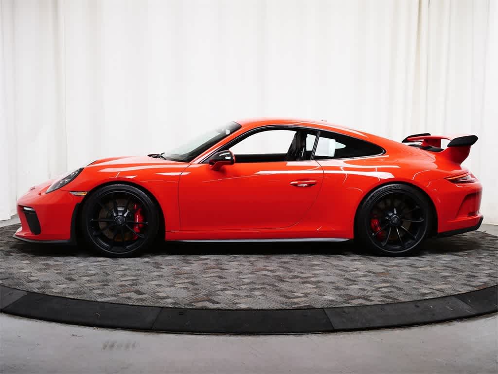 Thumbnail: 2018 Porsche 911 - 2