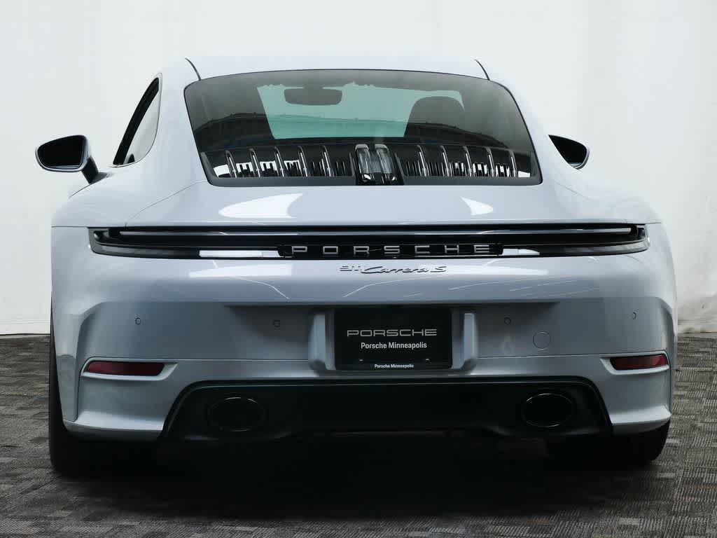 Thumbnail: 2025 Porsche 911 - 6
