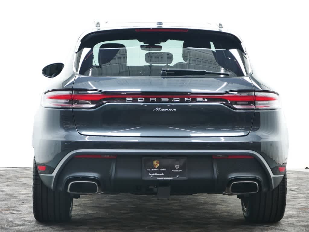 Thumbnail: 2025 Porsche Macan - 6