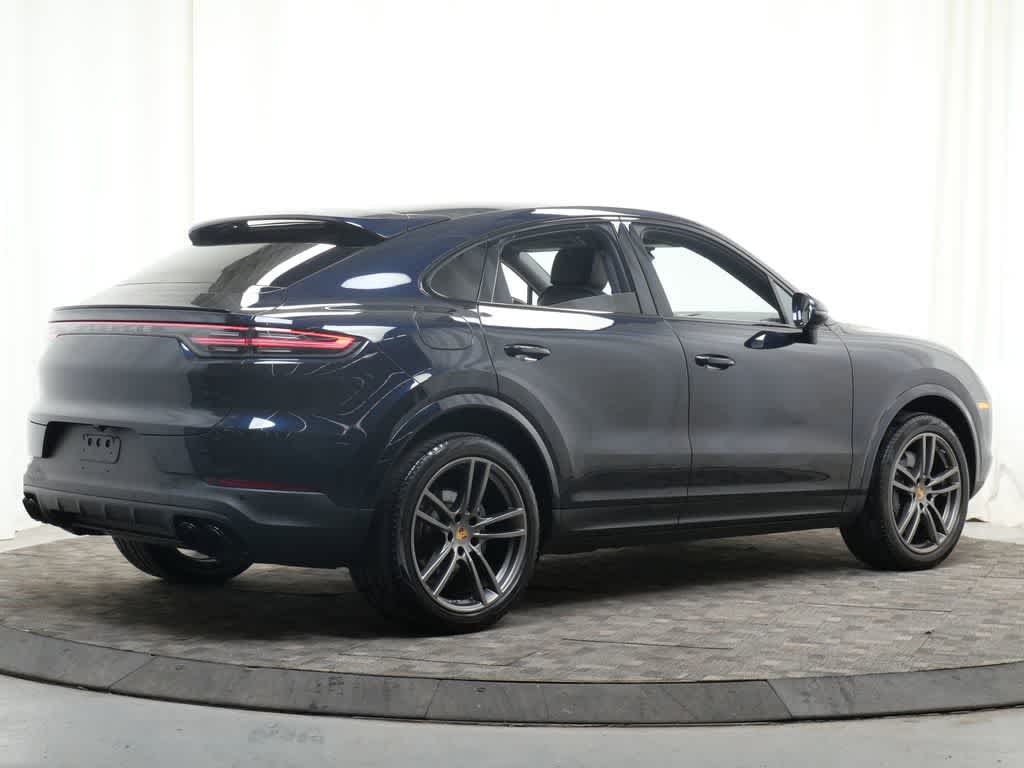 Thumbnail: 2022 Porsche Cayenne - 6