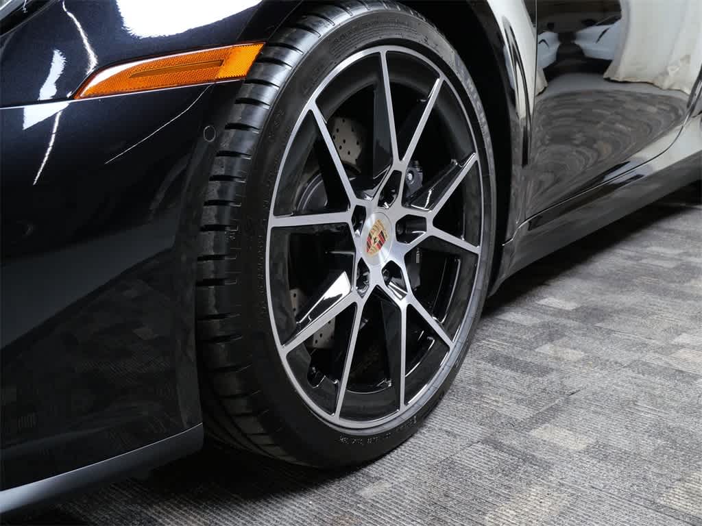 Thumbnail: 2025 Porsche 911 - 11