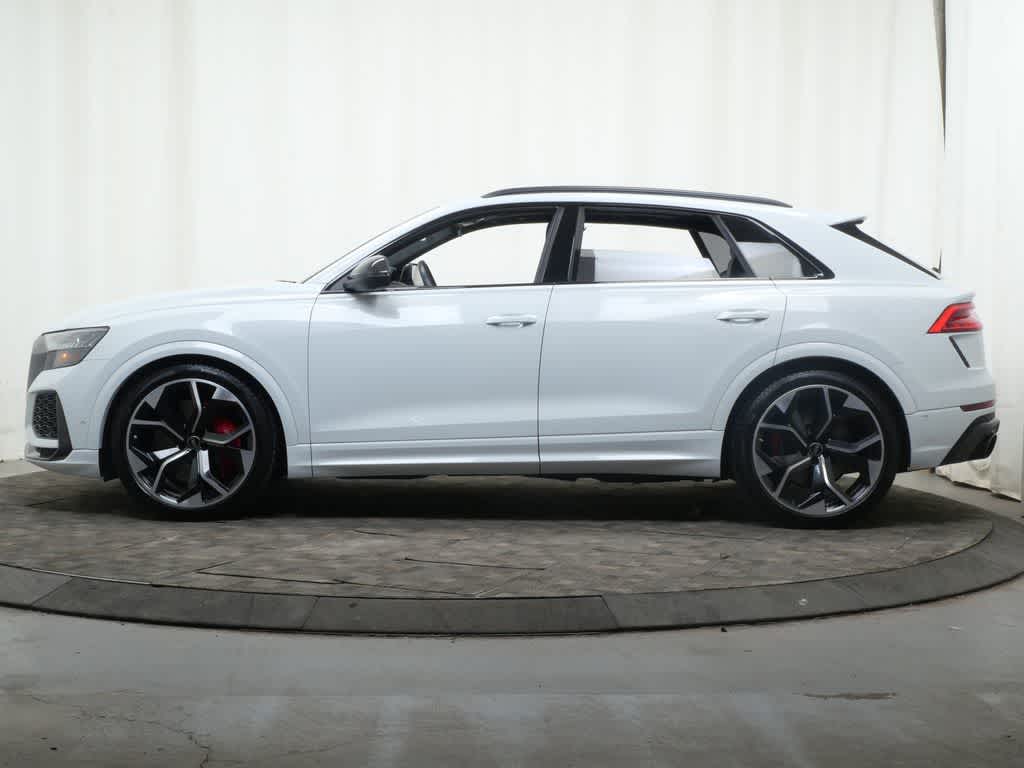Thumbnail: 2021 Audi RS Q8 - 3