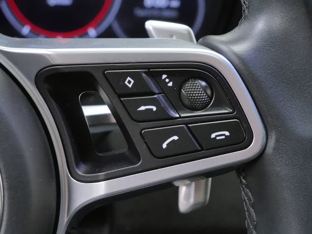 Thumbnail: 2023 Porsche Cayenne - 20