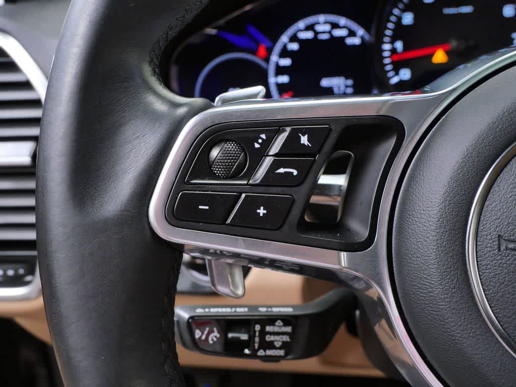 Thumbnail: 2023 Porsche Cayenne - 20