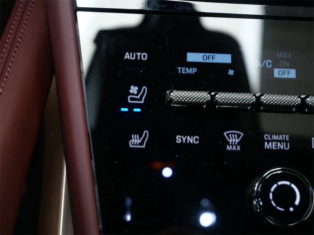 Thumbnail: 2025 Porsche Cayenne - 28