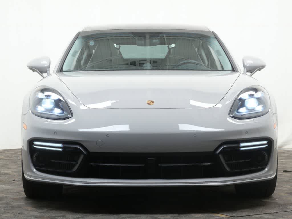 Thumbnail: 2017 Porsche Panamera - 10