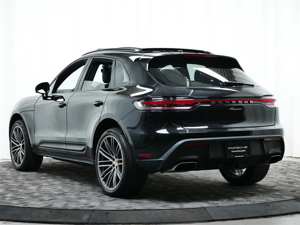 2024 Porsche Macan  3
