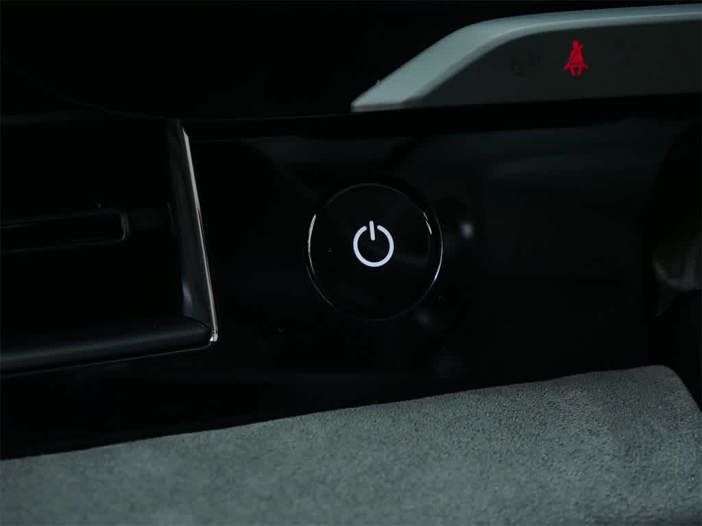 Thumbnail: 2023 Porsche Taycan - 18