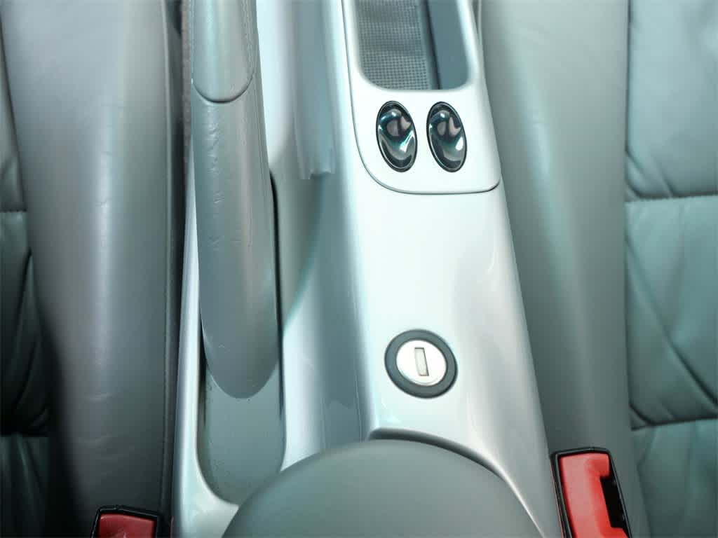 Thumbnail: 2001 Porsche 911 - 16