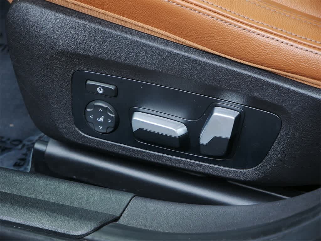 Thumbnail: 2021 BMW 3 Series - 12