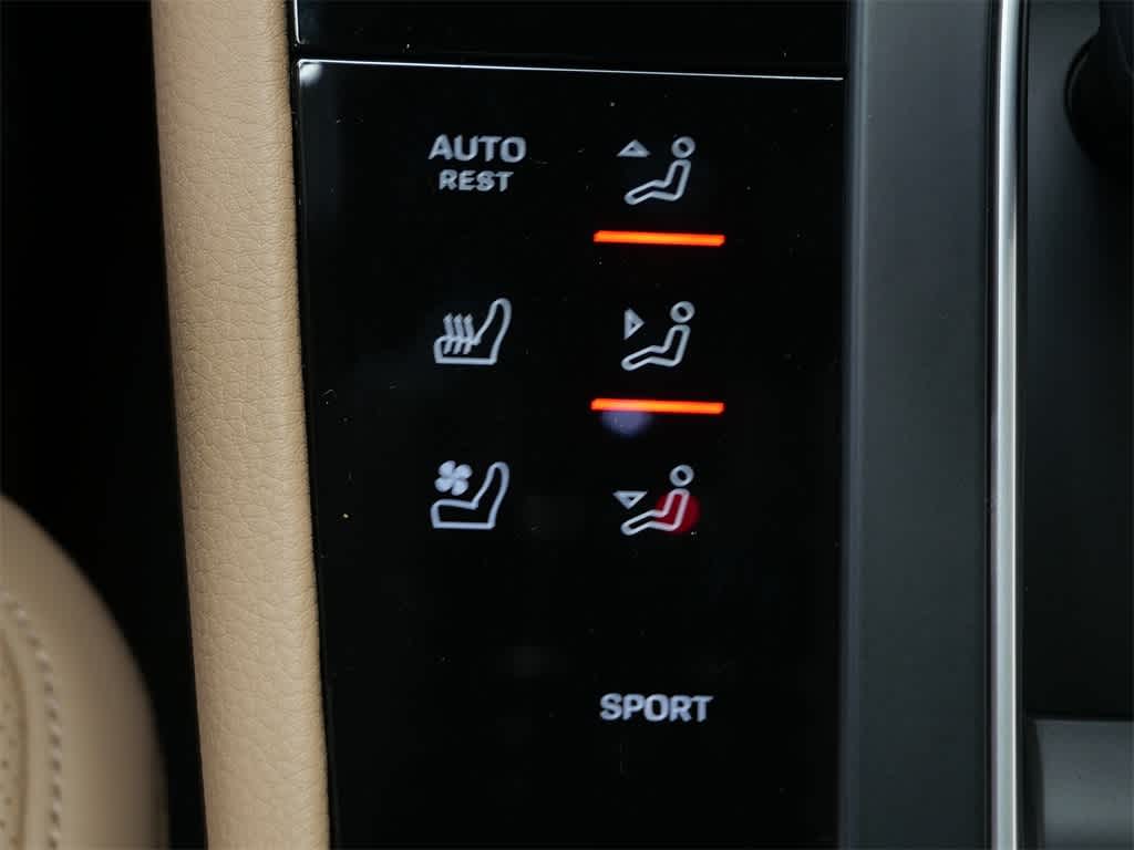 Thumbnail: 2026 Porsche Macan - 26