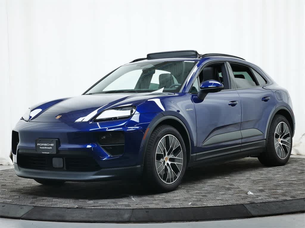 Thumbnail: 2025 Porsche Macan - 1