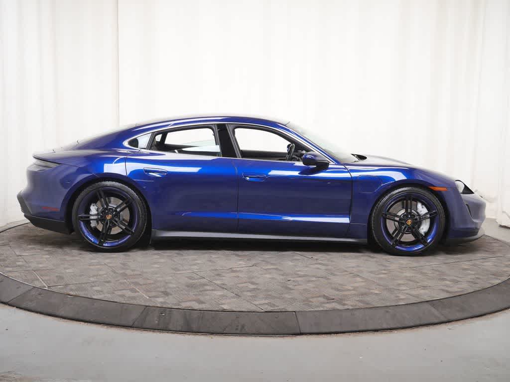 Thumbnail: 2023 Porsche Taycan - 8