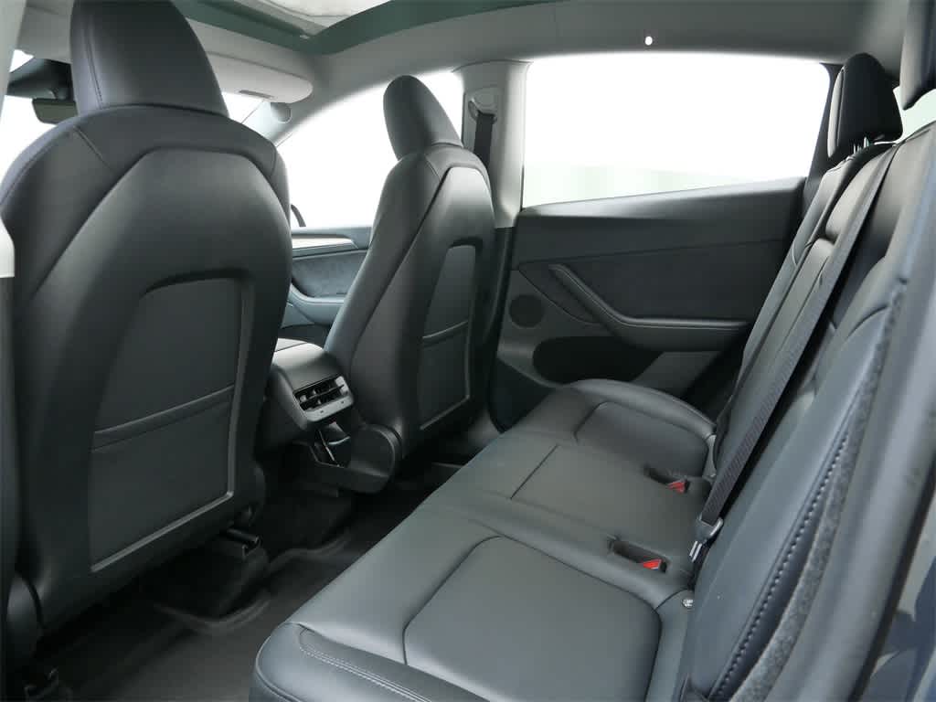 Thumbnail: 2023 Tesla Model Y - 15