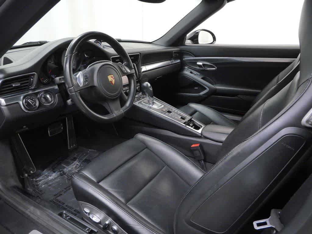 Thumbnail: 2014 Porsche 911 - 4
