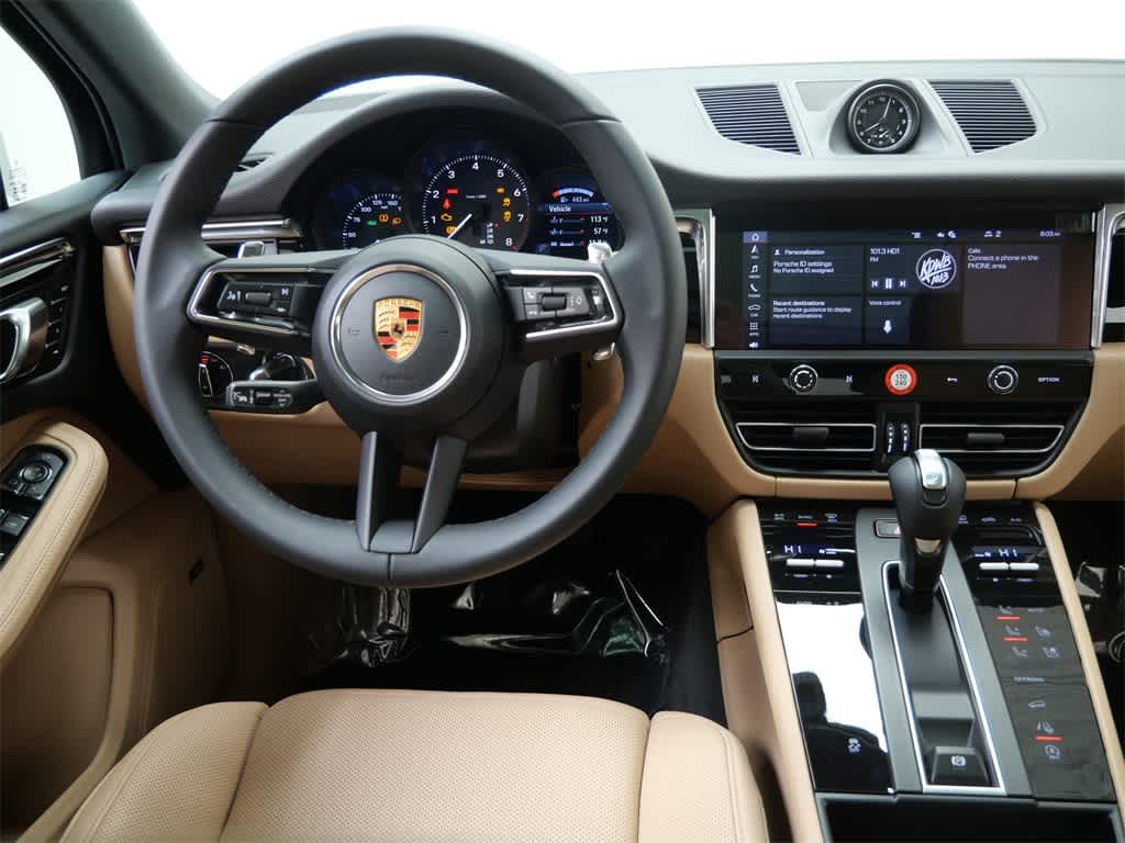 Thumbnail: 2026 Porsche Macan - 16