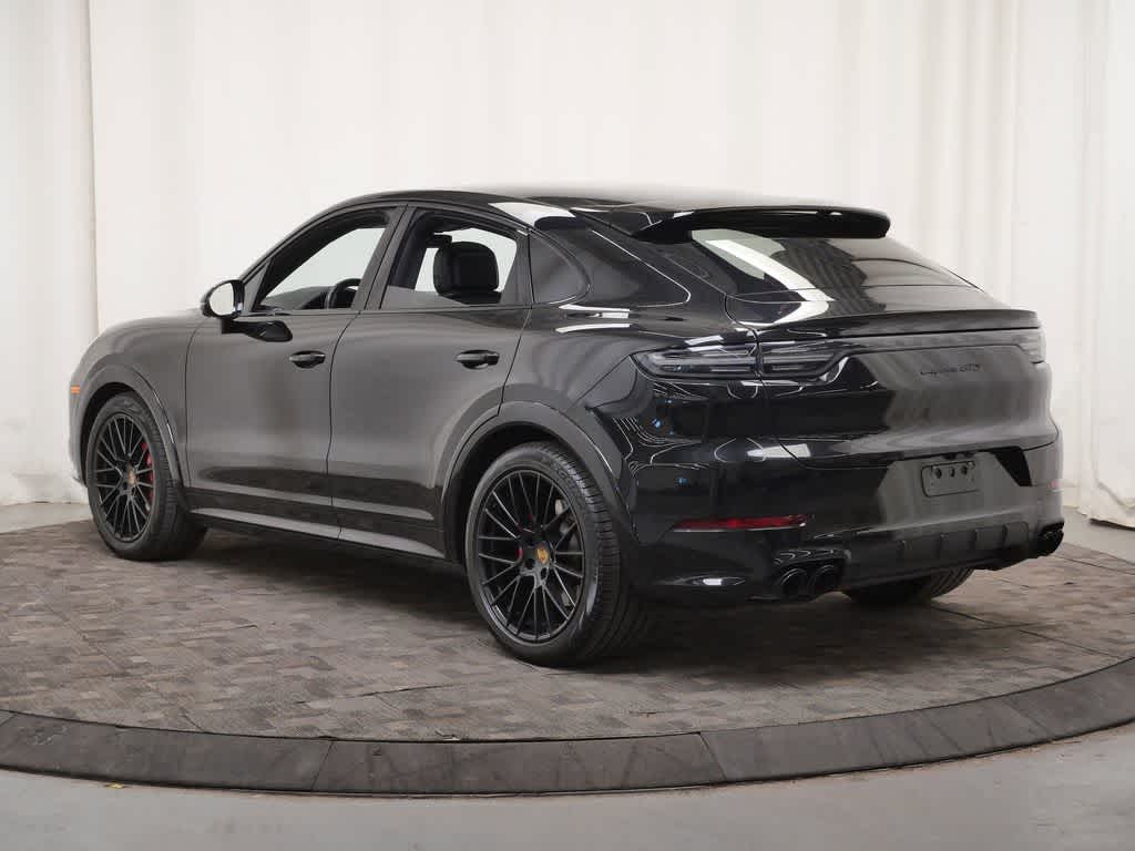 Thumbnail: 2023 Porsche Cayenne - 3