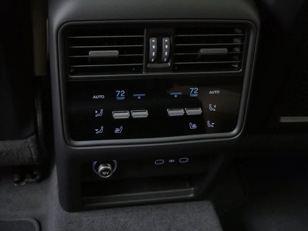 Thumbnail: 2026 Porsche Cayenne - 15
