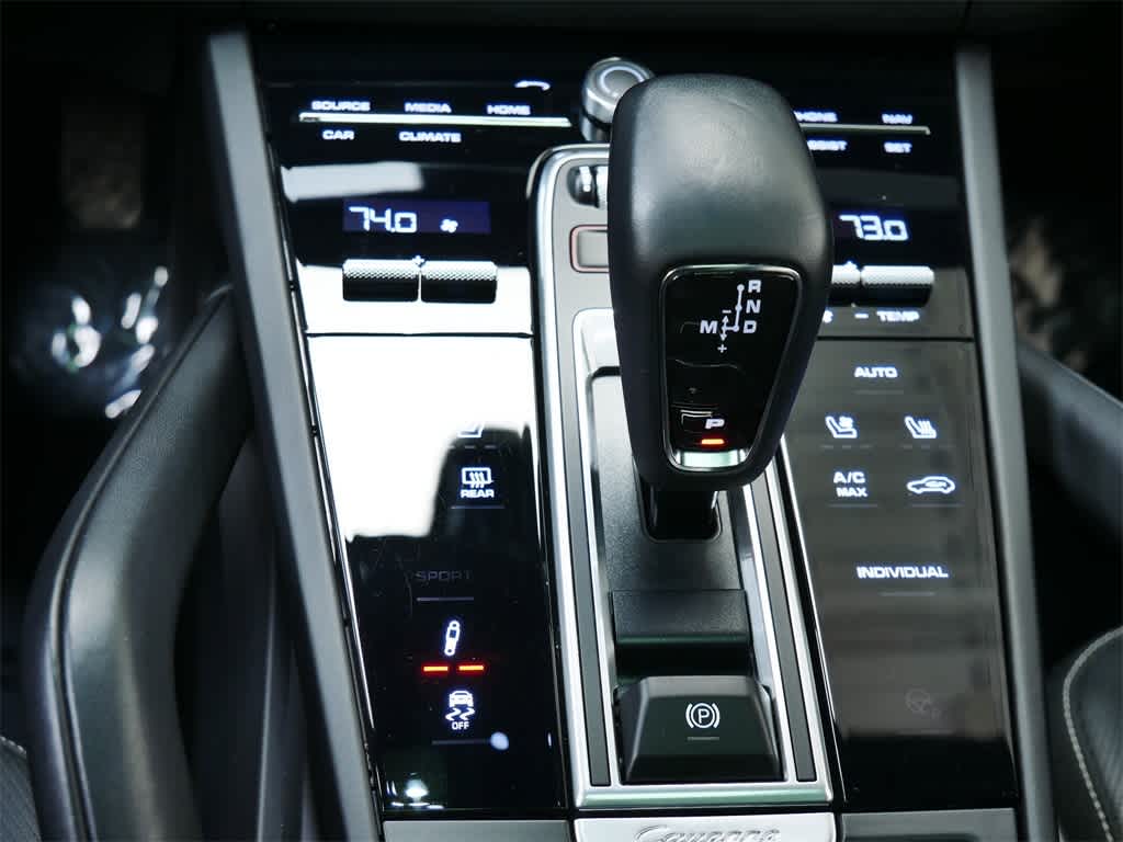 Thumbnail: 2023 Porsche Cayenne - 27