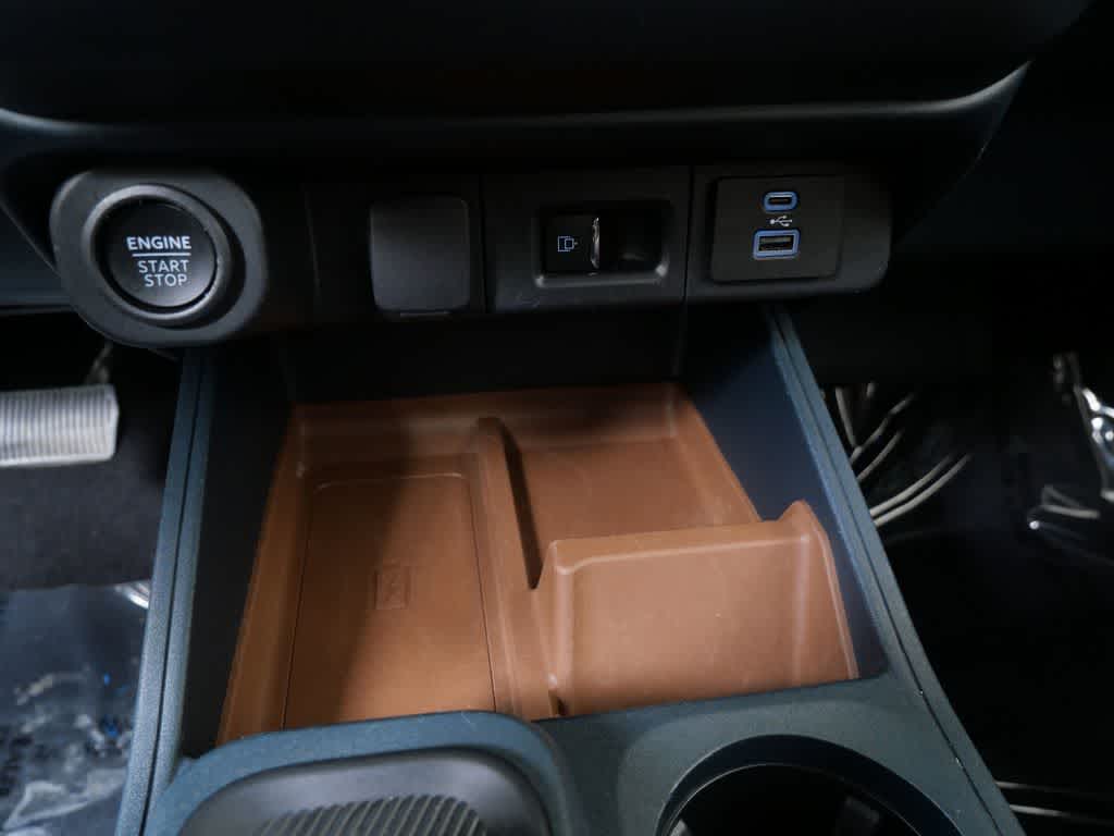 Thumbnail: 2022 Ford Maverick - 23