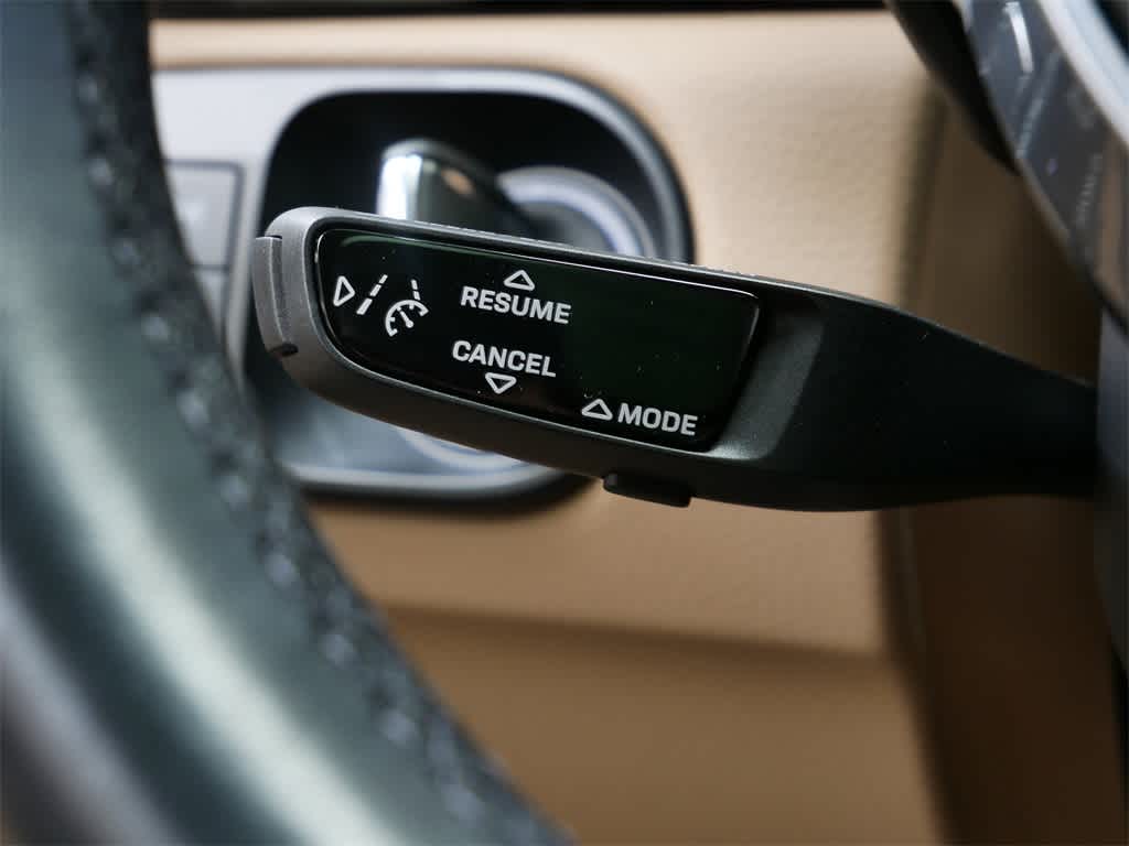 Thumbnail: 2023 Porsche Cayenne - 19