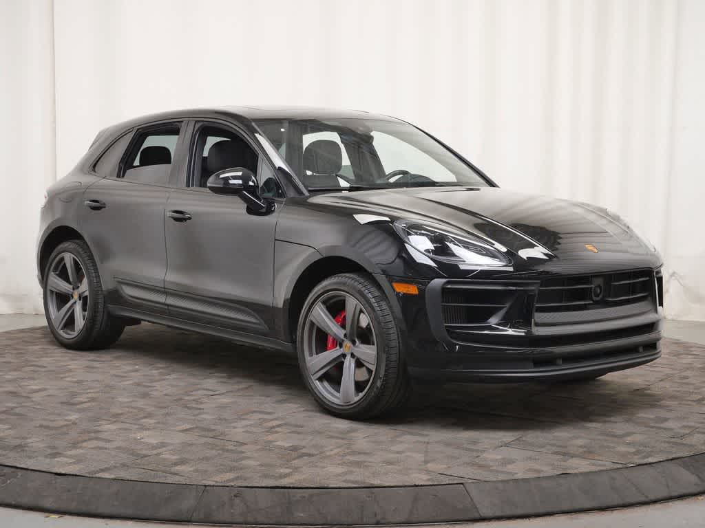 Thumbnail: 2023 Porsche Macan - 9