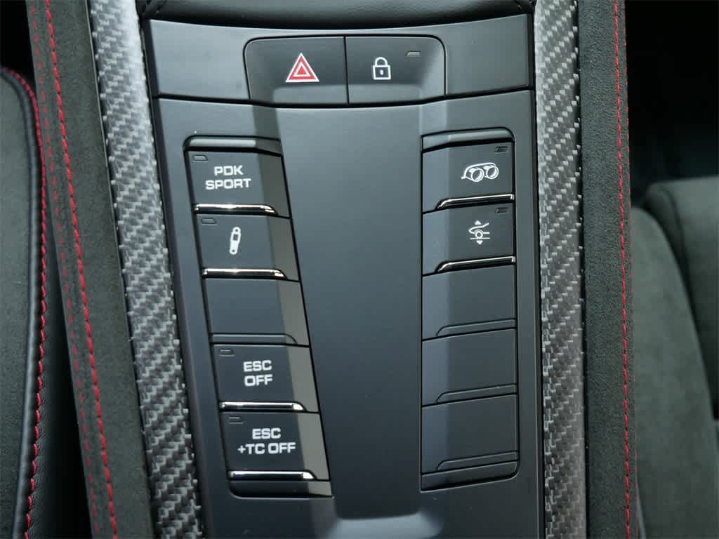 Thumbnail: 2025 Porsche  - 20